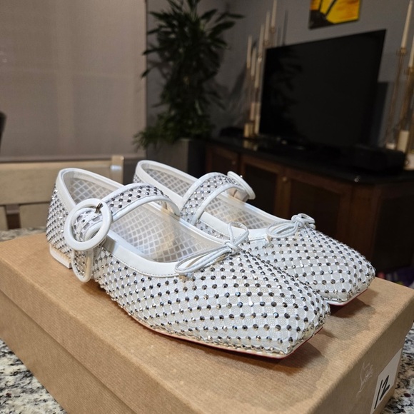 NEW Christian Louboutin Off White Mamastrapitina Flats with  Crystal Design 39 - Picture 4 of 12
